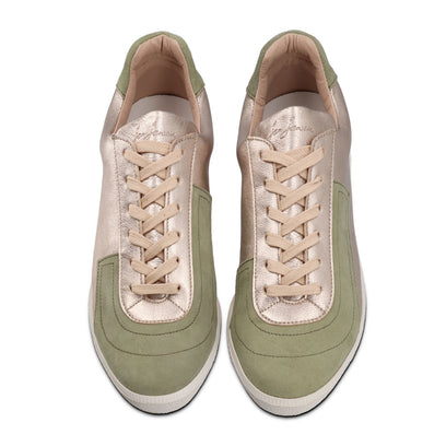 Game Set and Match Pistache